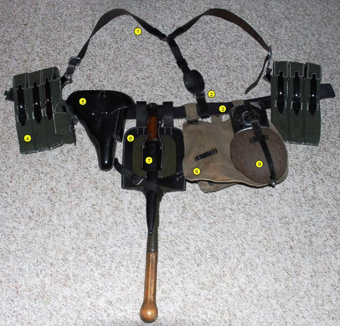 Belt and suspenders for MP-40 Fallschirmjger